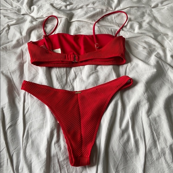 Red Ribbed Hollister Bikini - Picture 4 of 4